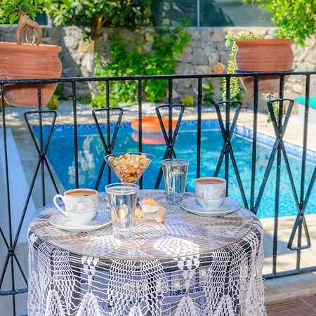 بيت للعطل Nergis Tatil Evi فتحية