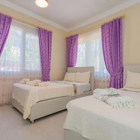 بيت للعطل Nergis Tatil Evi فتحية